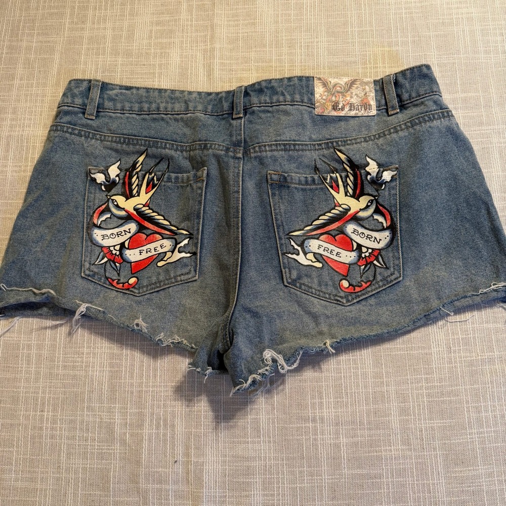 Ed Hardy Womens 32 Blue Denim Cut Off Shorts Born Free Swallow Tattoo WEHD8000-5